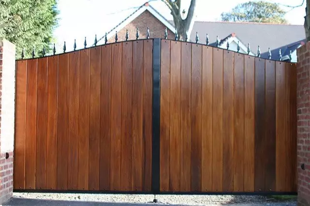 Adding Value To Your Home With Electric Gate Installation